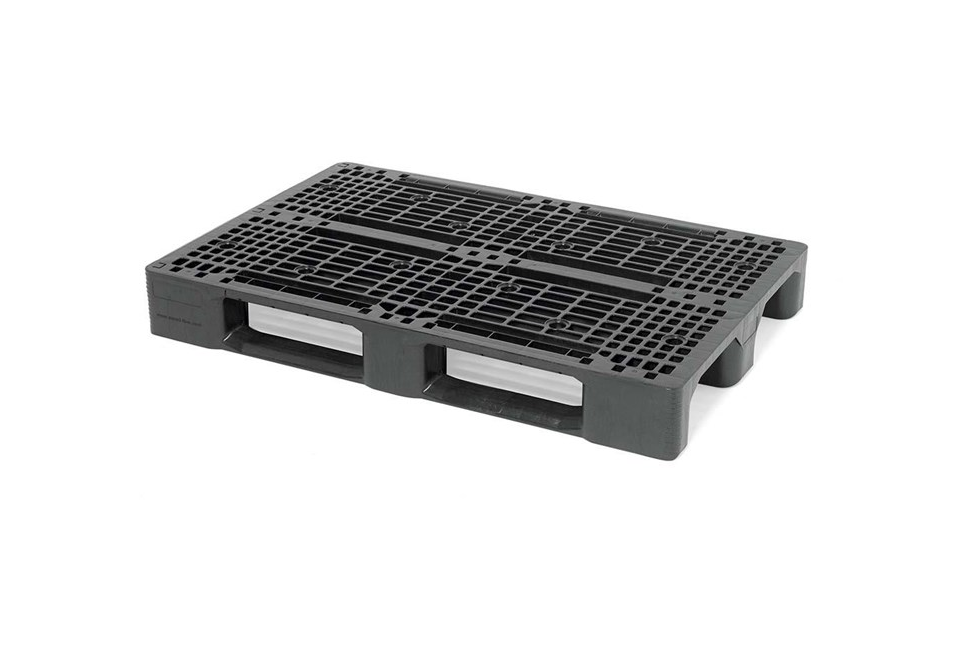 Atnistatic plastic pallet